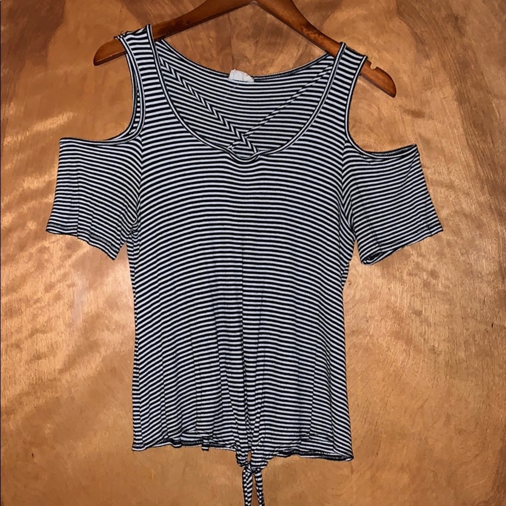 Cold Shoulder T-Shirt